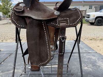 Masters Barrel Saddle