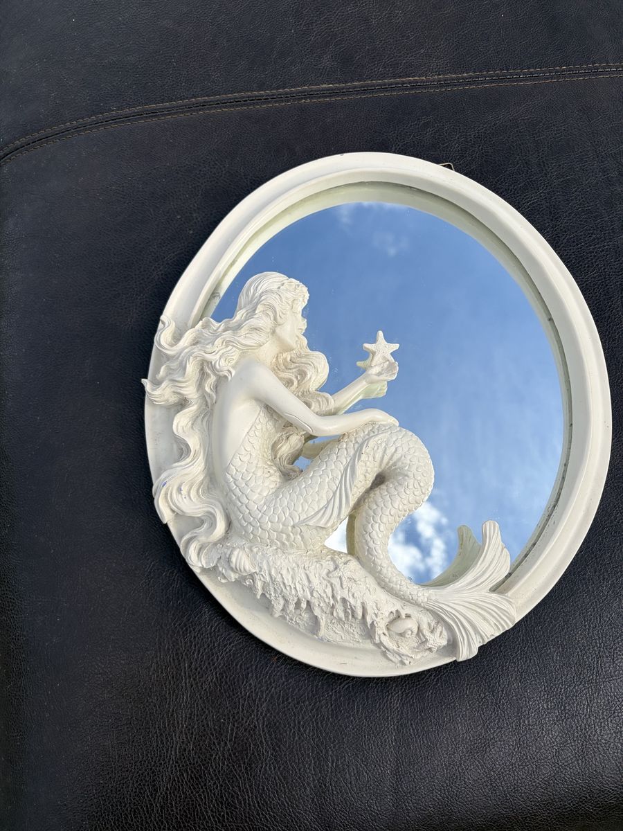 Beautiful mermaid mirror
