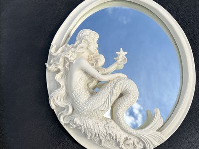 Beautiful mermaid mirror