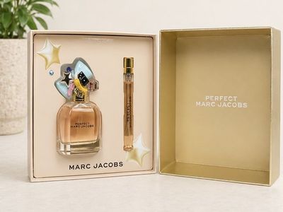 Marc Jacobs “Perfect” Perfume Gift Set (50ml + 10m