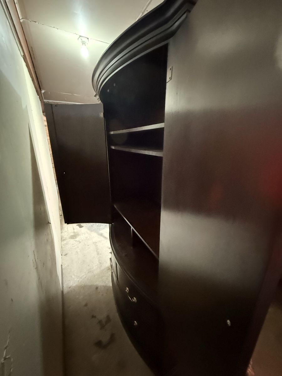 Main image 7