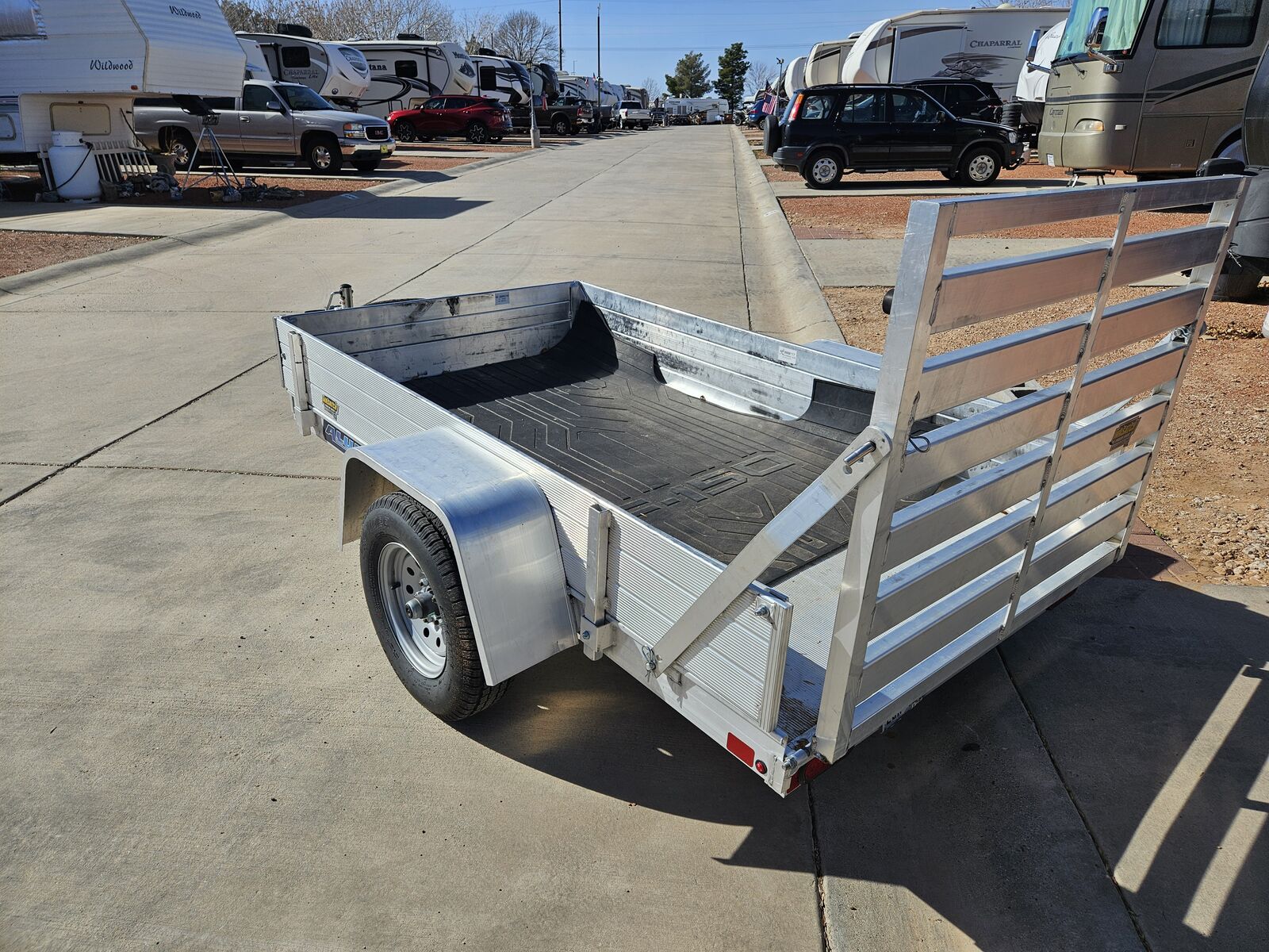 2024 Aluma Utlity Trailer as new