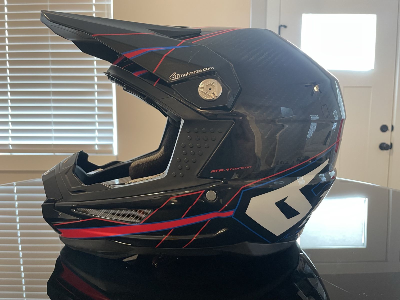 6D ATR-1 carbon