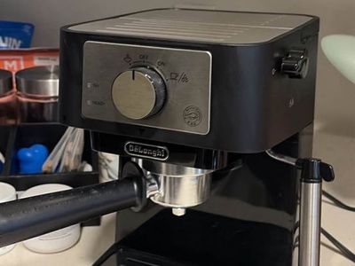 De'Longhi Stilosa Manual Espresso Machine - Black & Stainless Steel