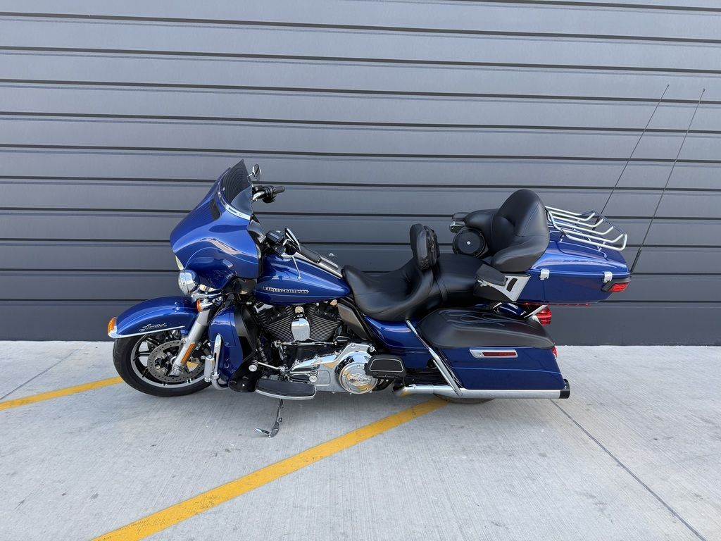 2015 Harley-Davidson® FLHTK - Ultra Limited
