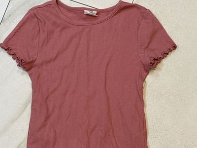 GAP Kids Girls Size Large (10) Pink Ribbed Short Sleeve Lettuce Trim Top
