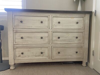 Farmhouse 6 Drawer Dresser