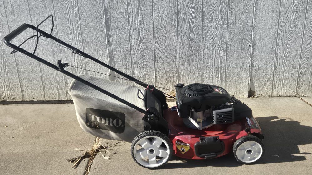 toro 22" recycler self propelled.