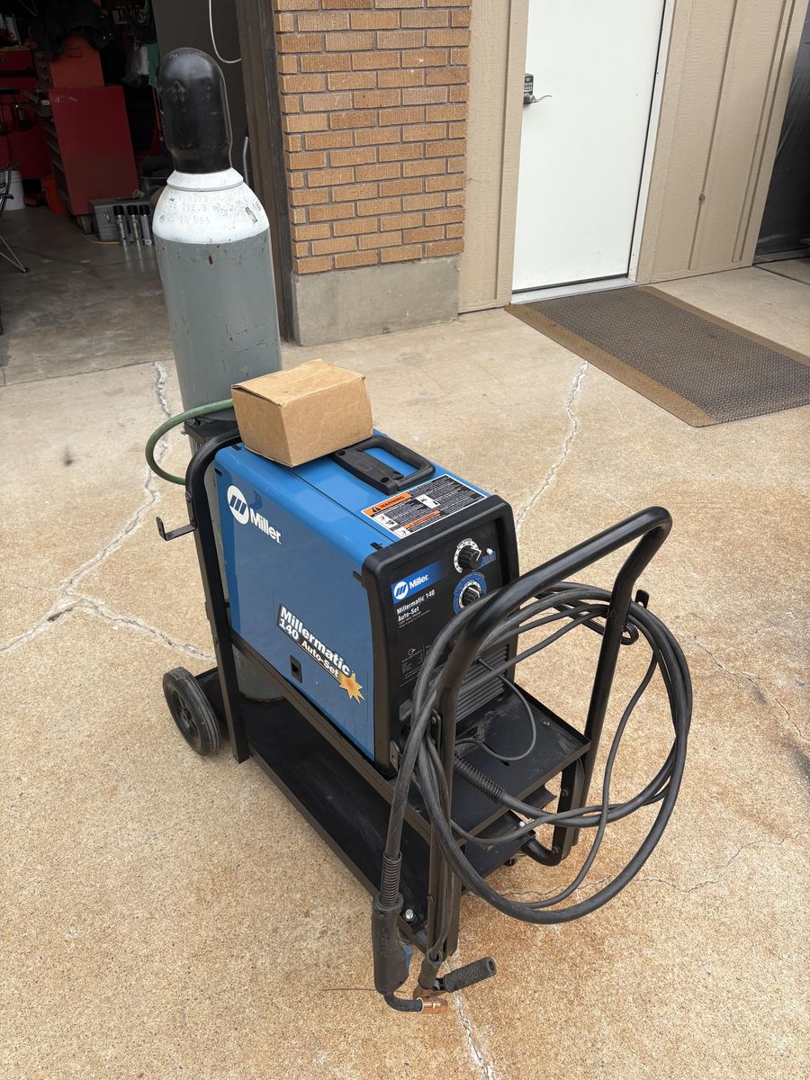Miller Mig Welder 140 Autoset