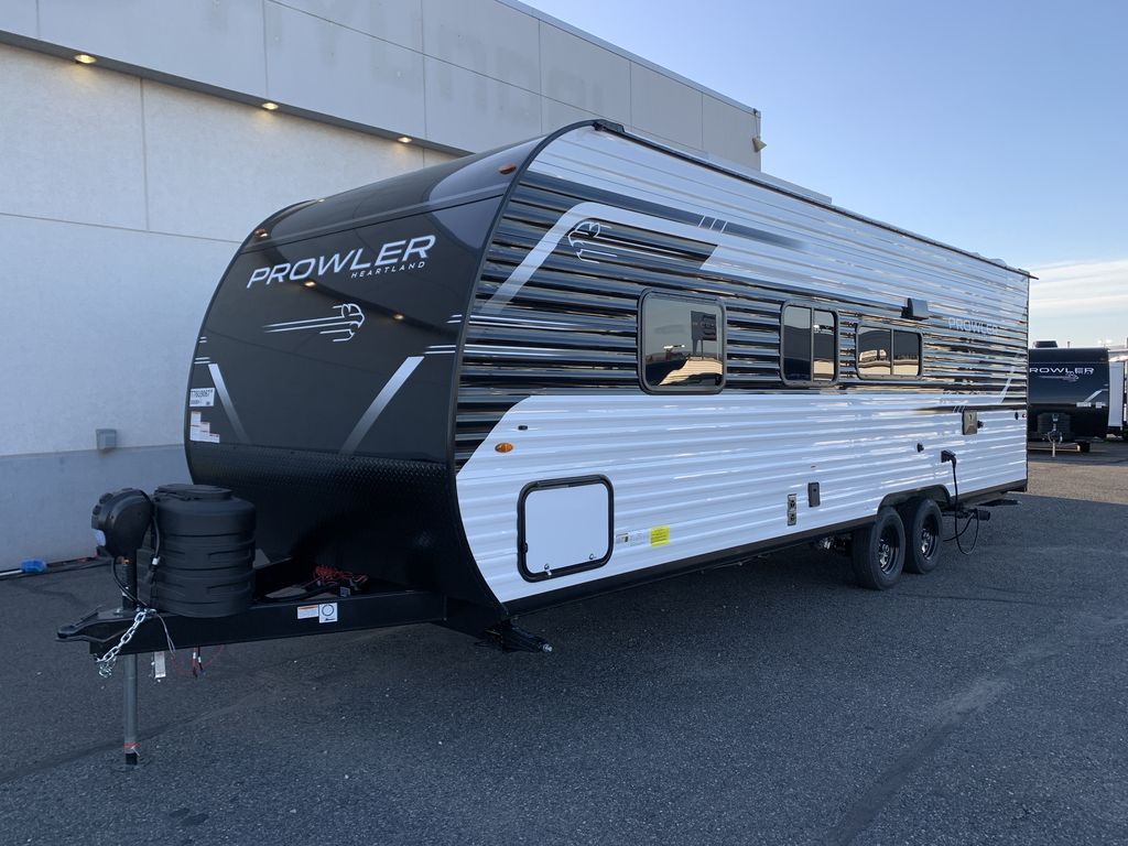 Main image 3