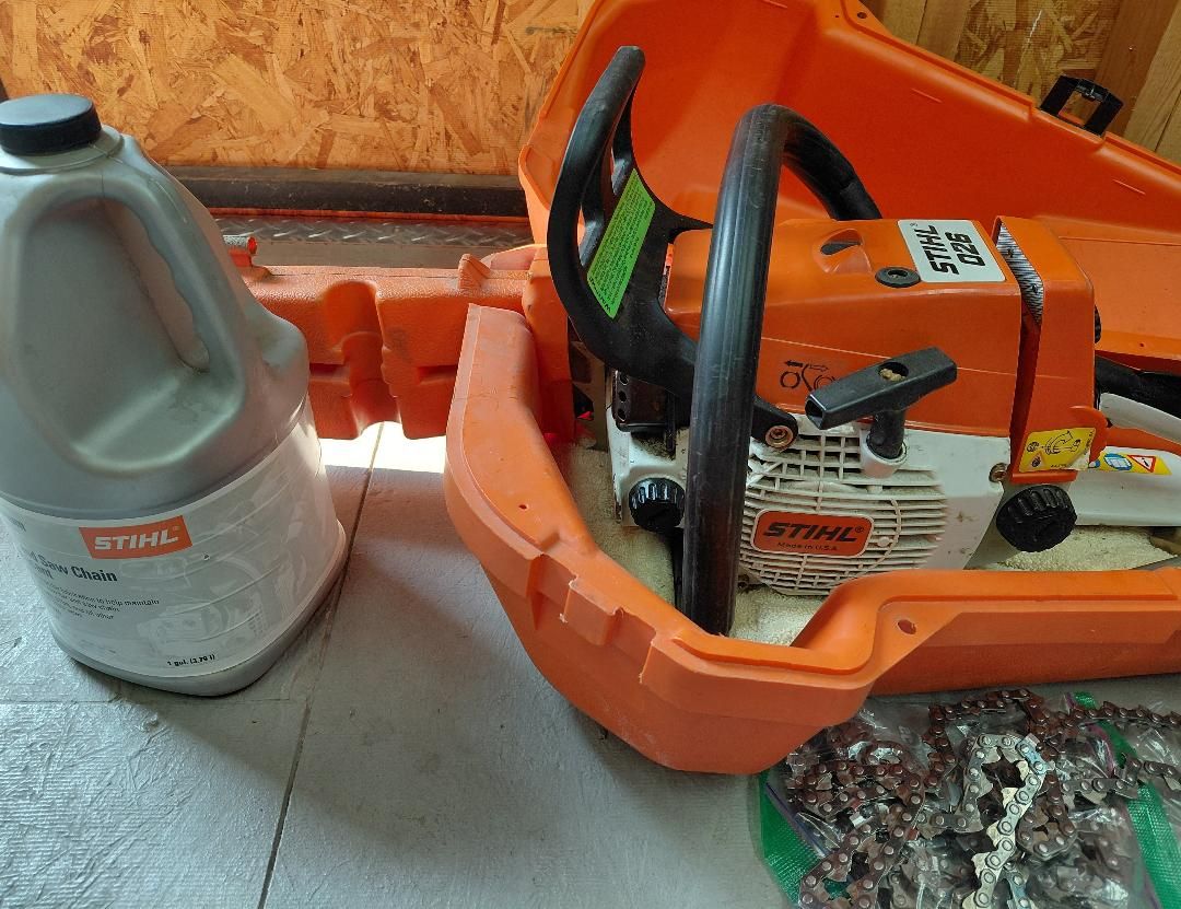 Stihl 026 Chains saw + accessories