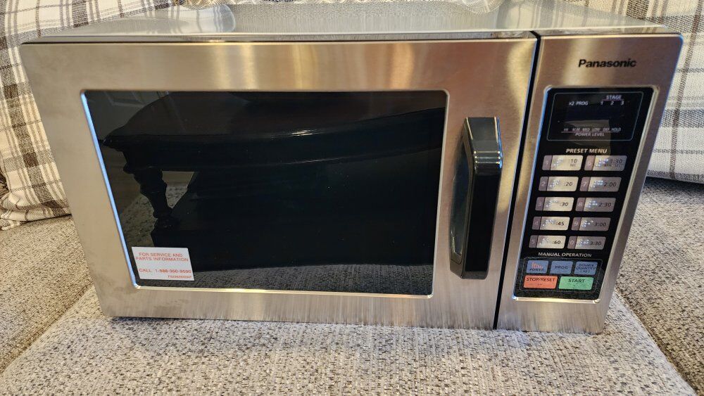 Panasonic Commercial Microwave NE-1054F