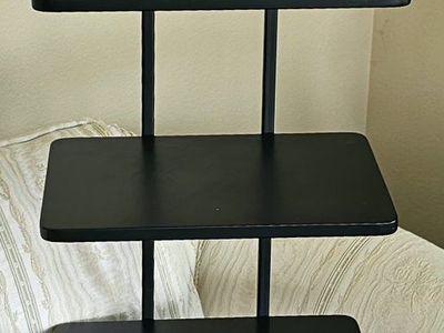 Black 5-Tier Shelf - Versatile Storage for Home or Office / Pottery Barn
30.5"Tx12"Wx8.5"D
Wood/ Metal Frame