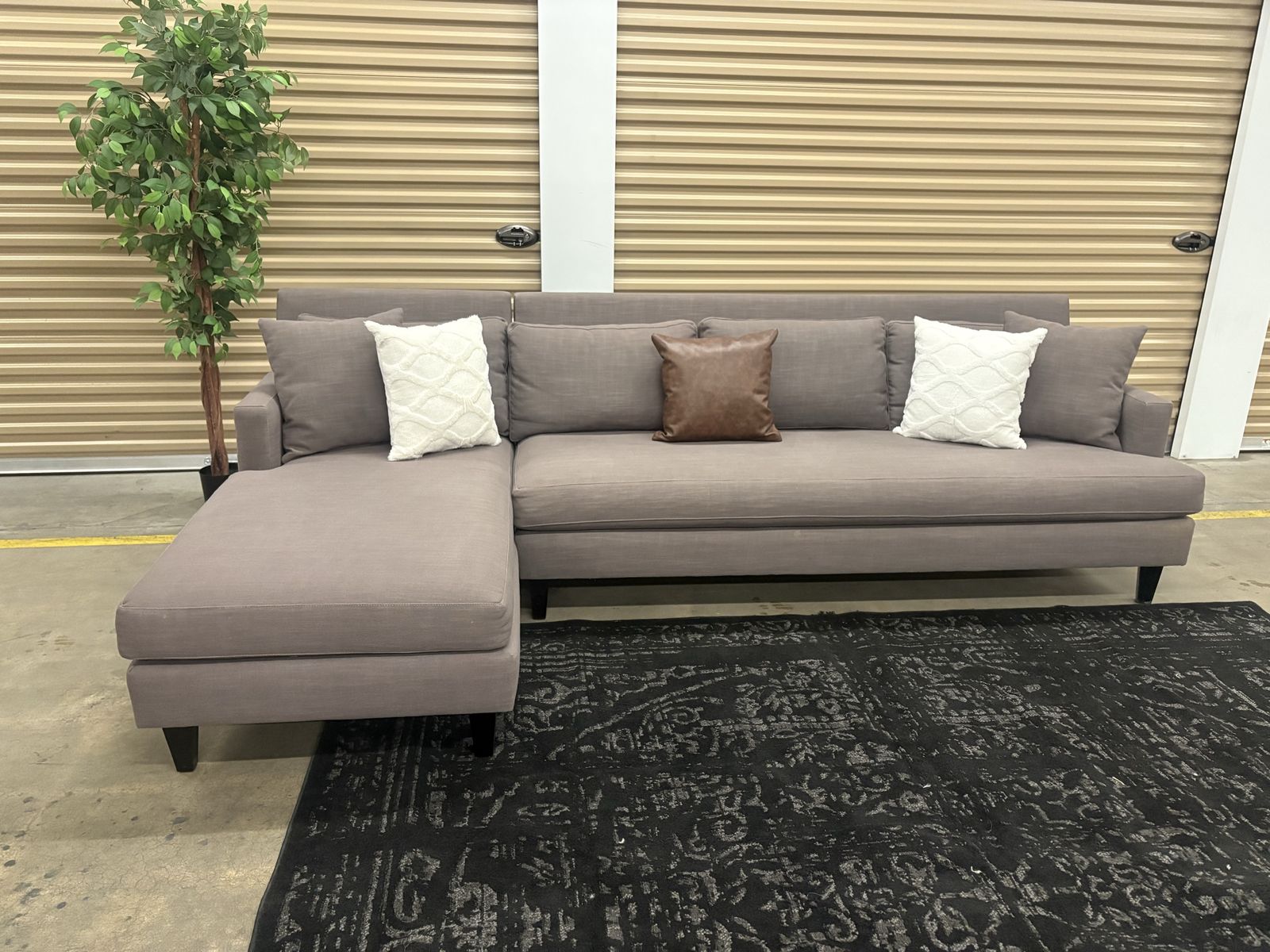 Custom Modern Sectional Couch (Can Deliver)
