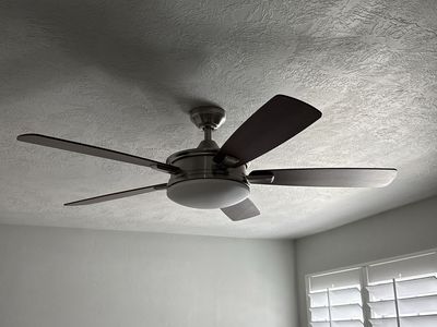 Hampton Bay 52in Brushed Nickel & Wood Ceiling Fan w/ Light Kit