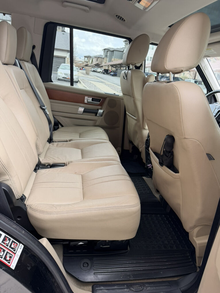 2010 LAND ROVER LR4 Base