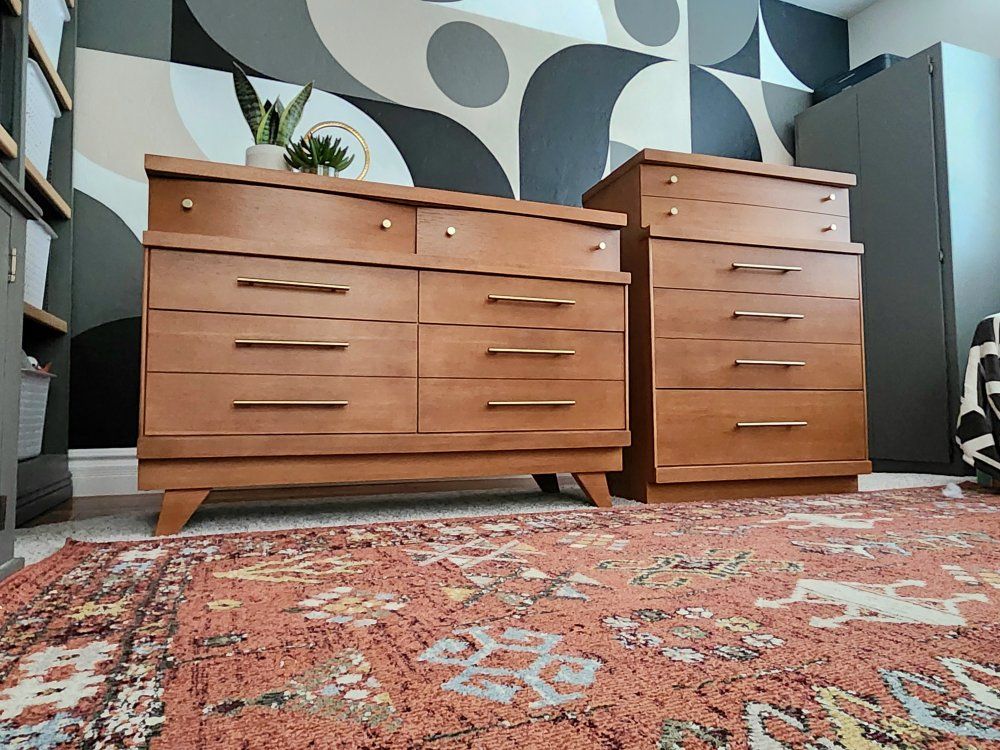 Stunning Bassett Mid Century Modern Dresser Set 