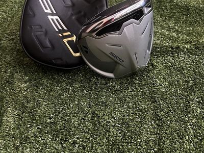 Taylormade Qi35 Max Platinum Designer Series