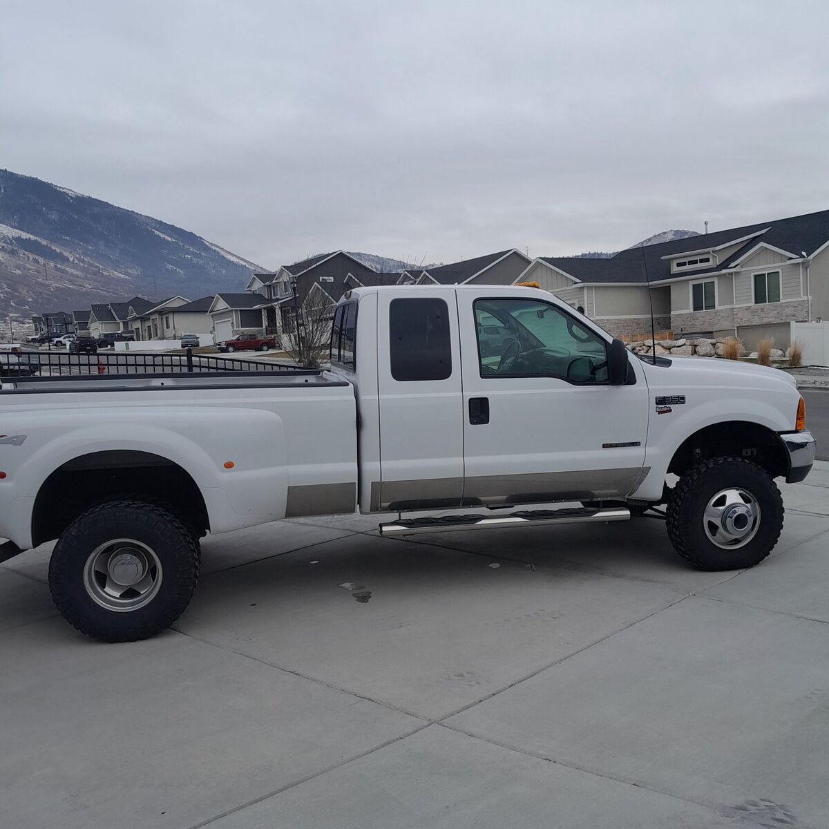 1999 FORD F350 SUPER DUTY XL