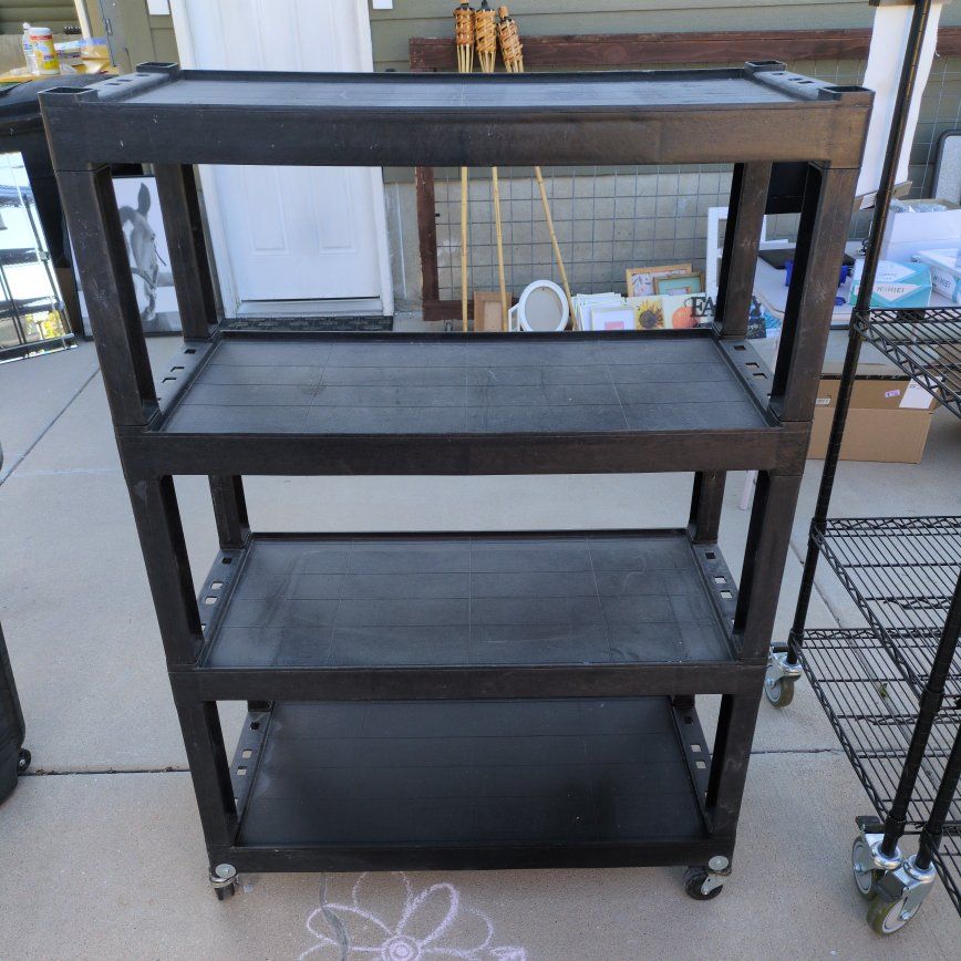 stackable hard plastic shelving