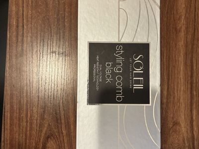 Soleil Professional Heat resistant hair styling comb