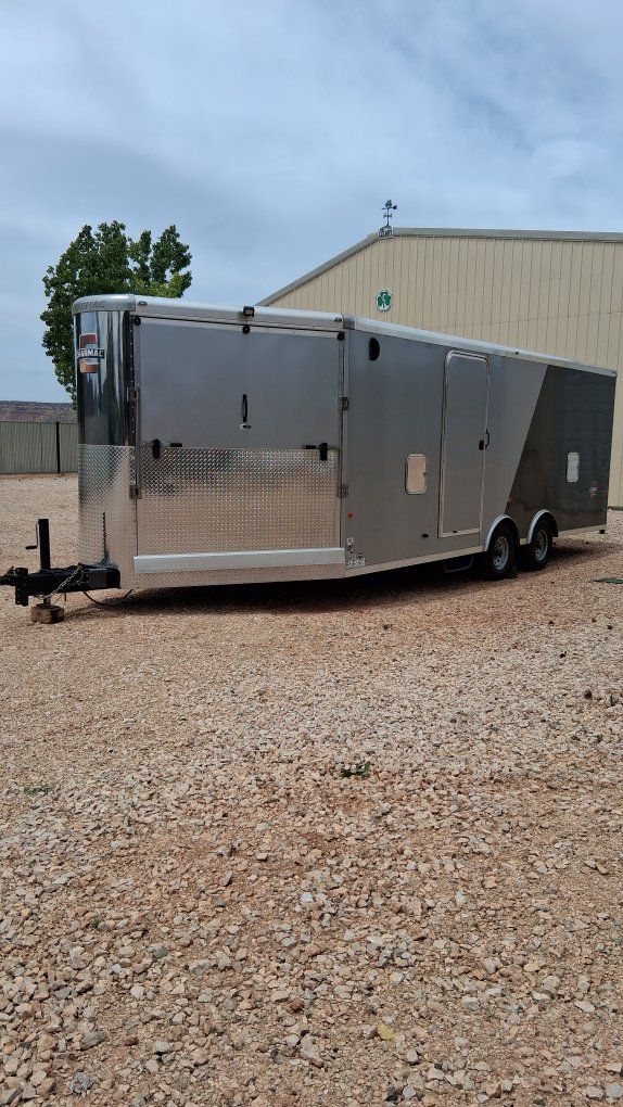 2018 Charmac 28' High Side Tri Sport with upgrades