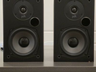 Polk Audio T15 100W Home Theater Bookshelf Speakers - Black, Pair (Minor Damage)