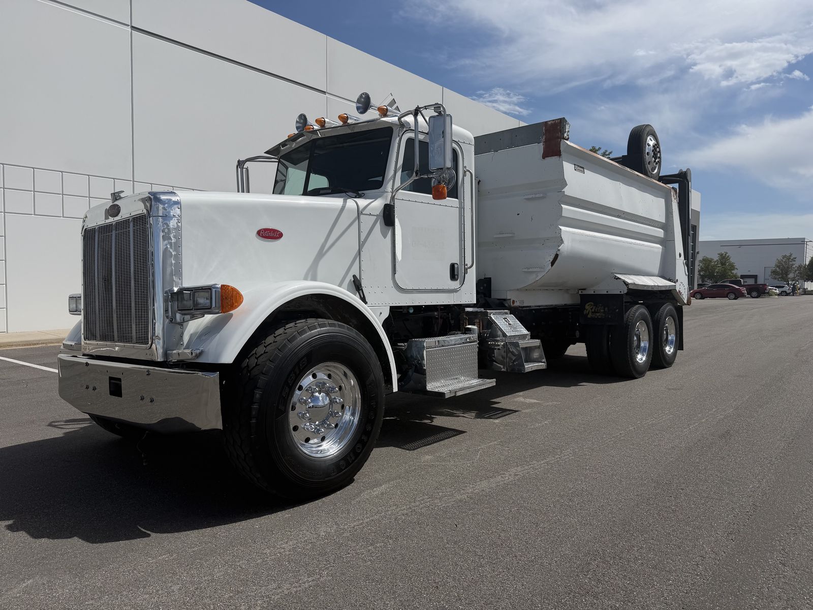 2005 Peterbilt 357 Dump Truck 