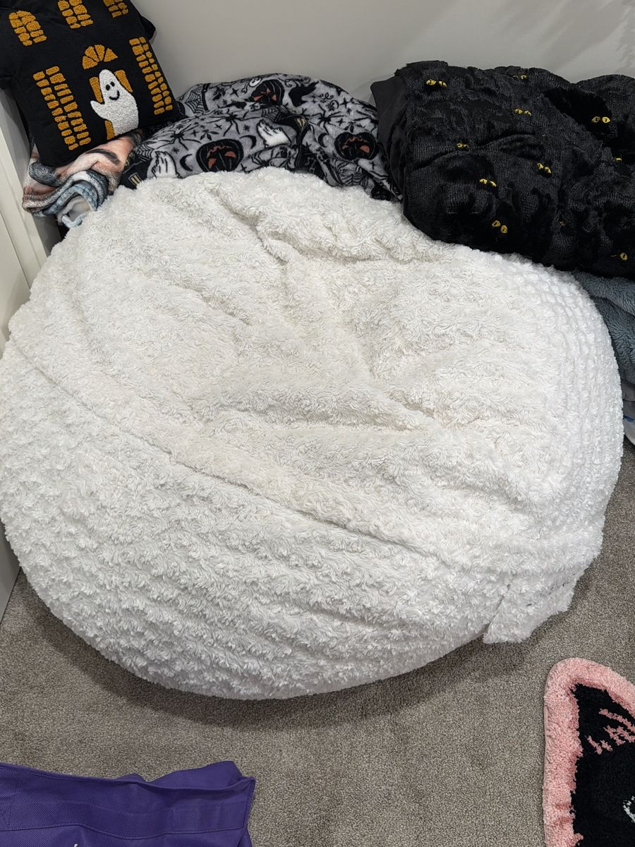 Lovesac Sactional White Faux Fur Bean Bag Chair
