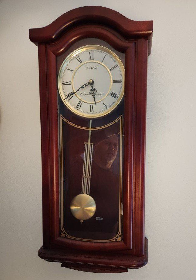 Seiko Wood Wall Clock Adjustable Chimes