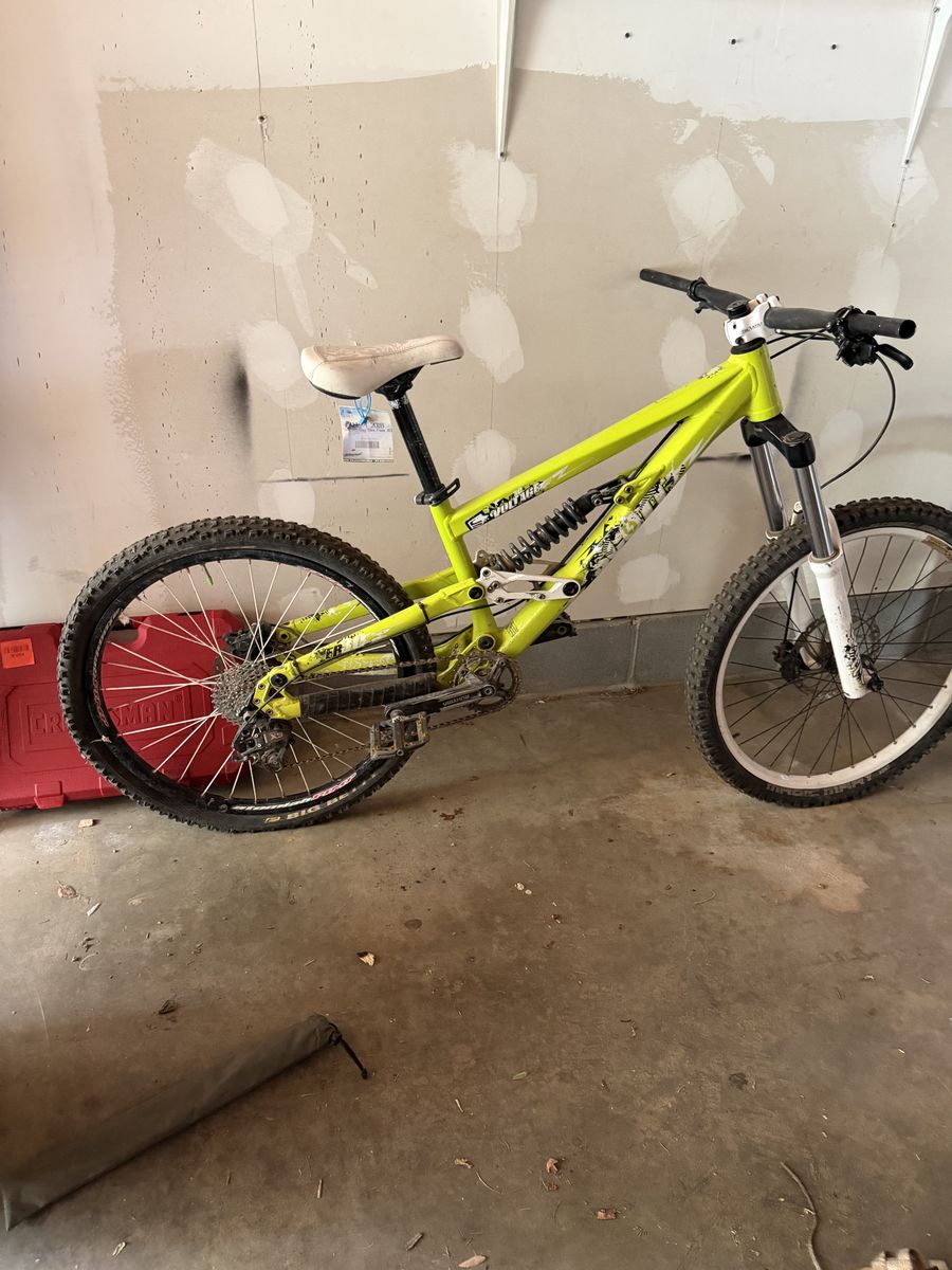 Scott voltage  Full Suspension trail  -Downhill Mountain Bike, Neon Green, 26" Wheels