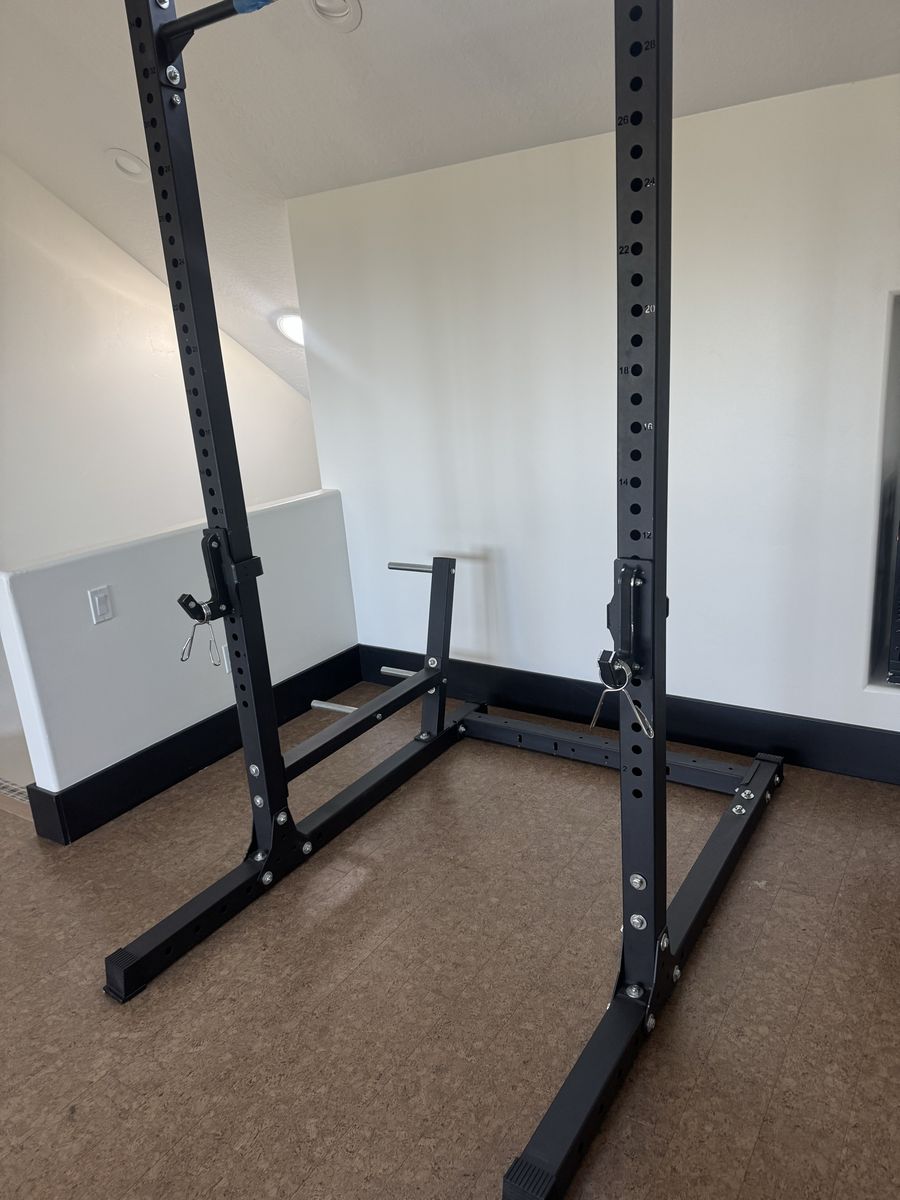 Squat and bench rack