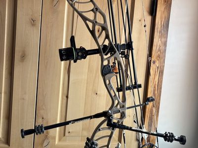 Hoyt helix ultra