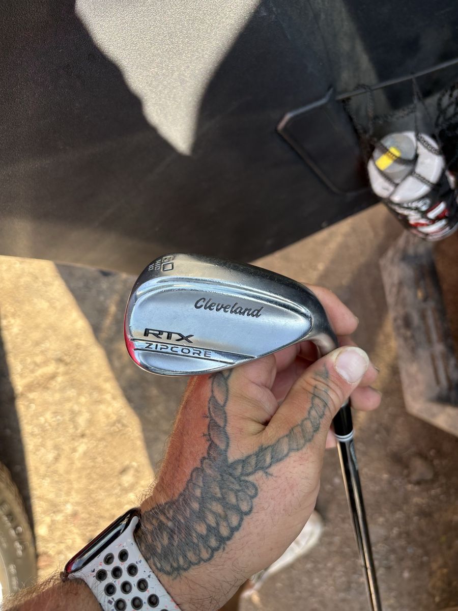 Cleveland RTX Zipcore 60-degree Wedge, Mid 10 Bounce Golf Club & 58-degree full face2 8 bounce