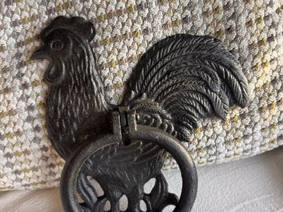 Cast Iron Rooster Door Knocker - Rustic Farmhouse Decor
