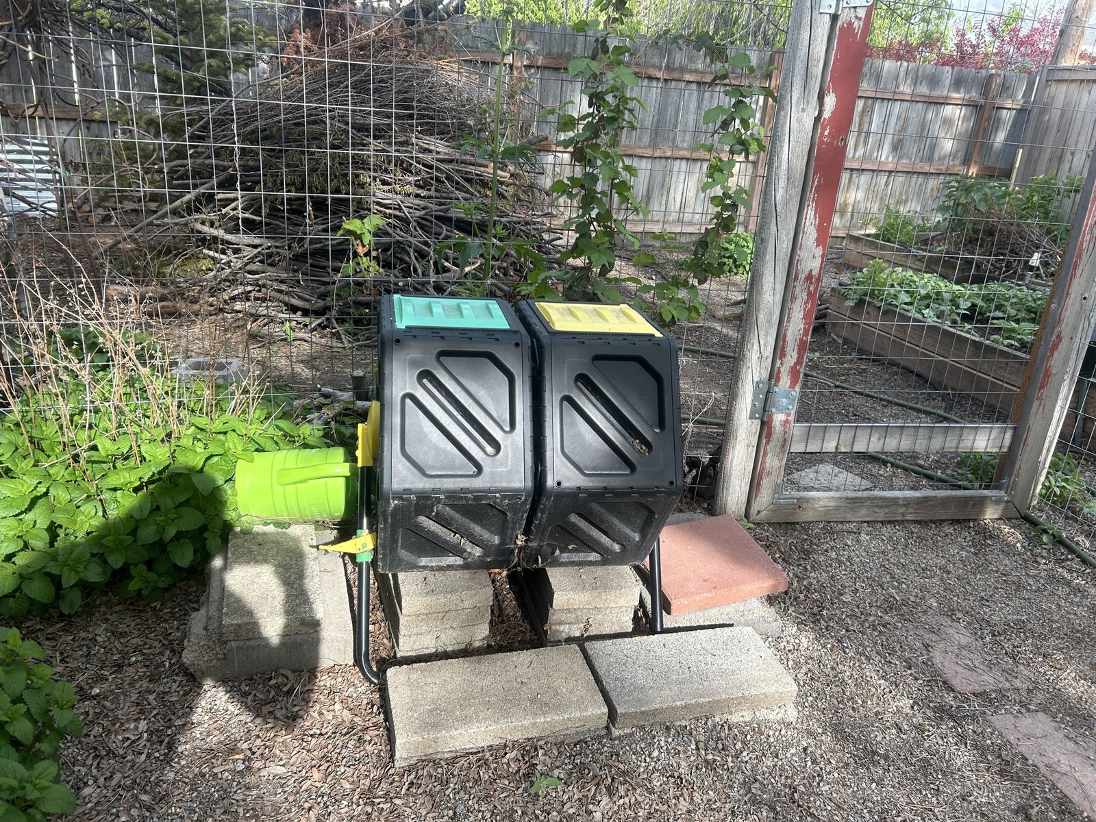 Dual chamber composter tumbler
