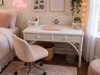 Wicker White Writing Desk Drawers Vintage Glam Boho Girls Vanity victorian, 1970s