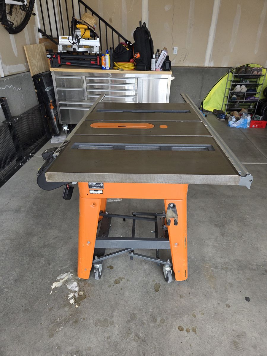 Main image 3
