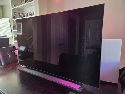 LG C2 OLED TV (48 inches)