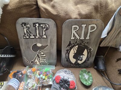 HUGE LOT - Halloween Decor (Moving so downgrading everything)