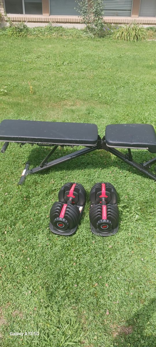 Bowflex Adjustable Dumbells and Weight Bench