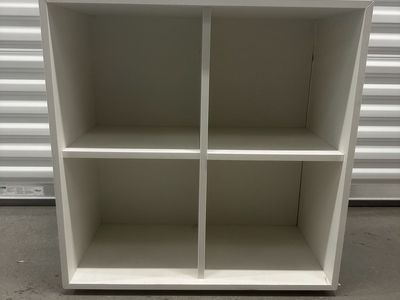 White 4-Cube Storage Shelf Organizer