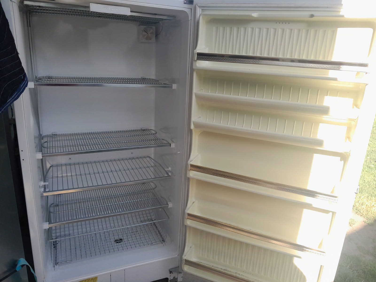 Upright Deep Freezer