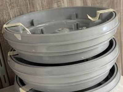 10" Round Pour‑A‑Lid – Brand New