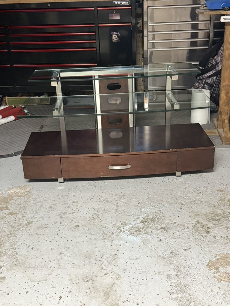 Main image 2