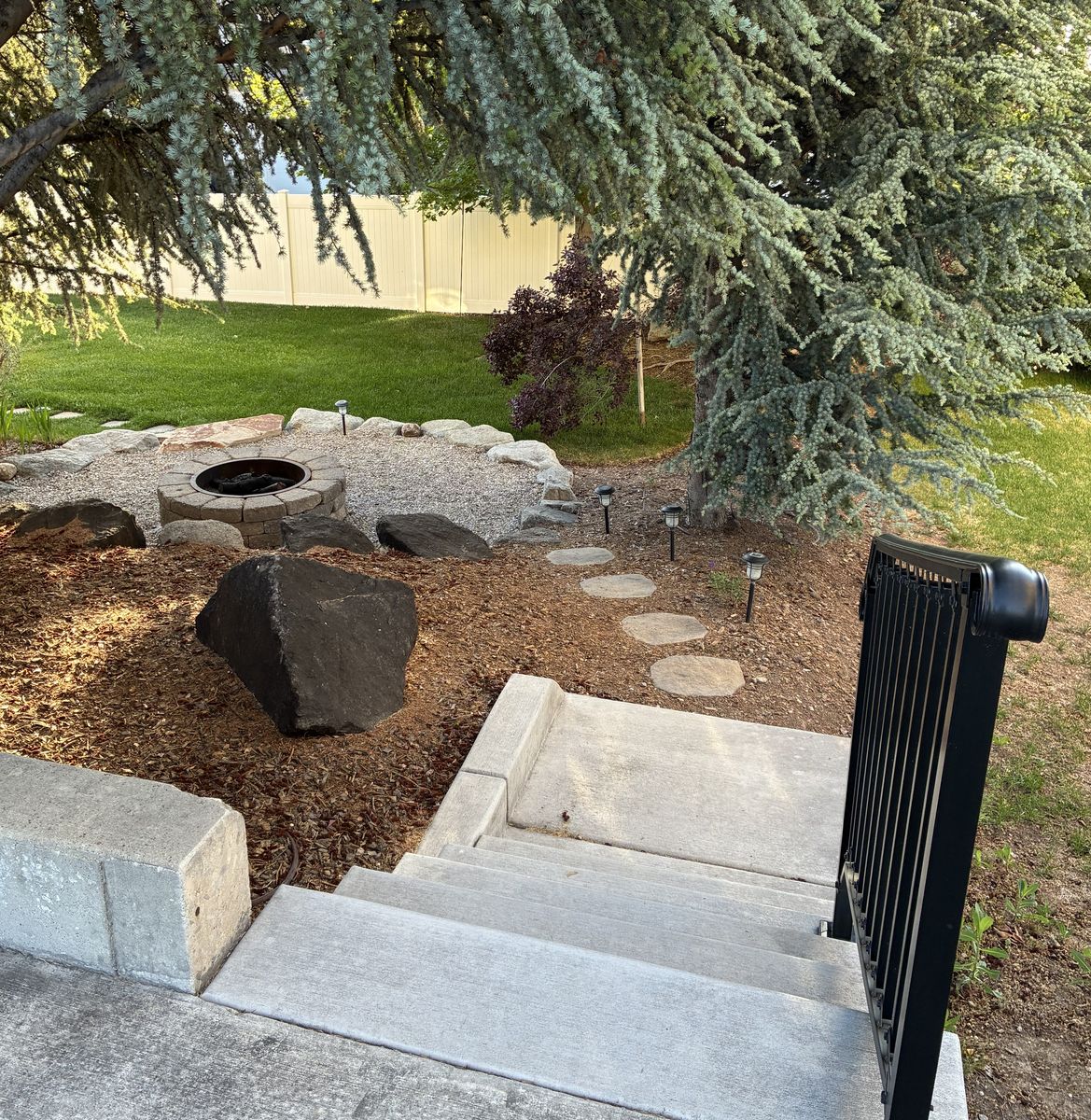 Main image 5