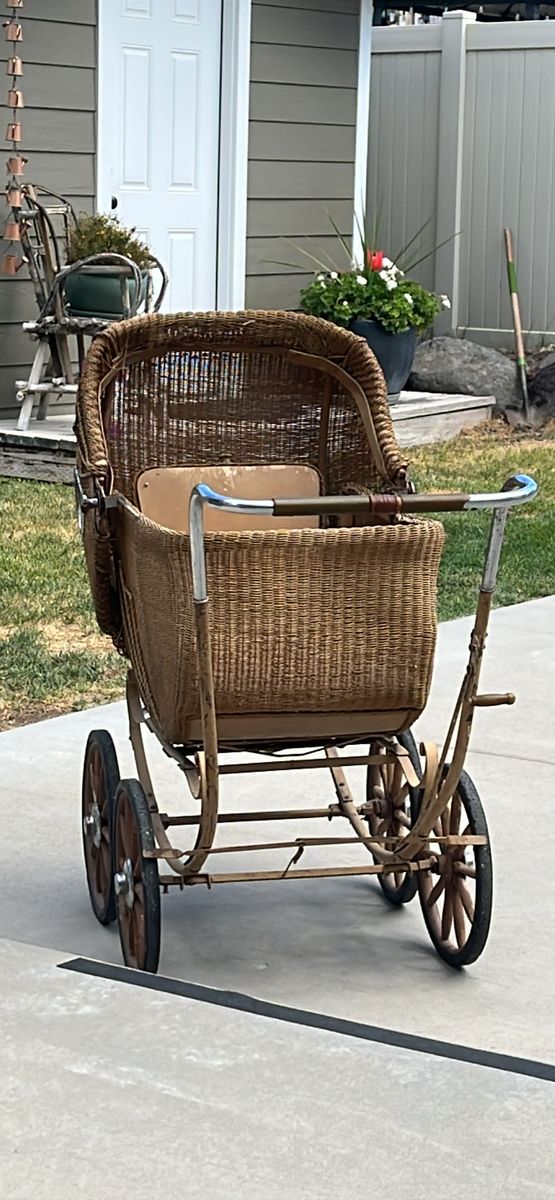 Antique Baby Carriage
