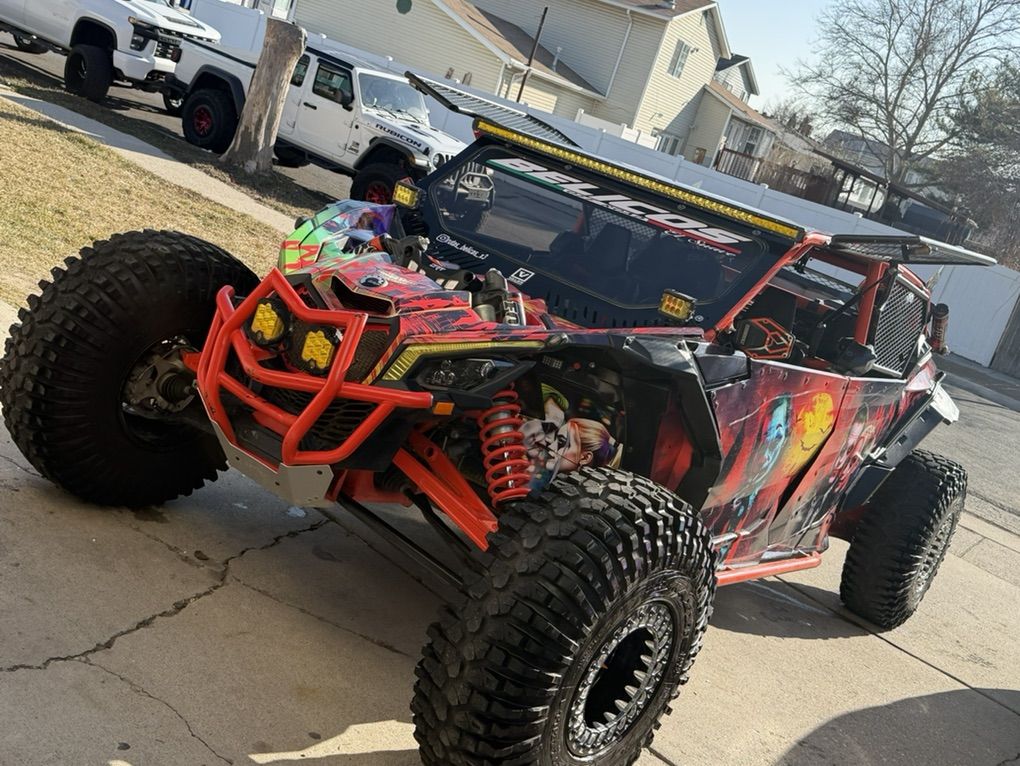 2017 Can Am Maverick X3 max Turbo R