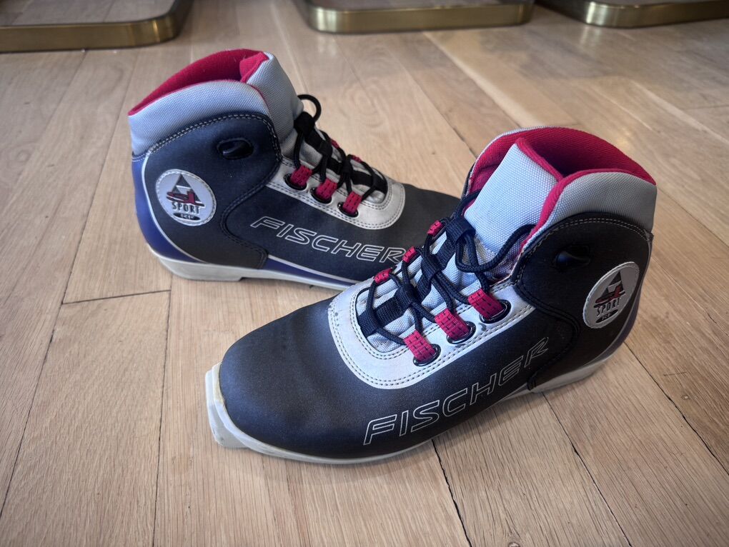 Fischer SNS Cross Country Ski Boots EU 41