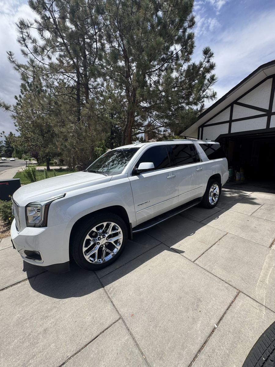 2017 GMC Yukon XL Denali
